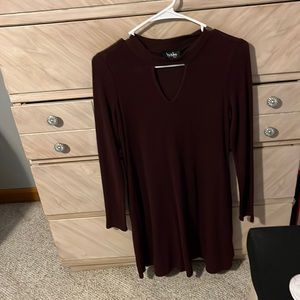 Burgundy mid thigh length dress
